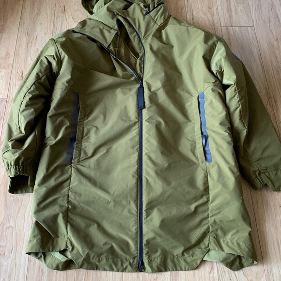 Adidas Myshelter waterproof windbreaker parka/jacket with Stand-Up Collar - Picture 14 of 16